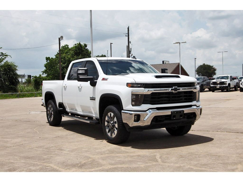 2024 Chevrolet Silverado 2500HD LT Crew Cab 4WD
