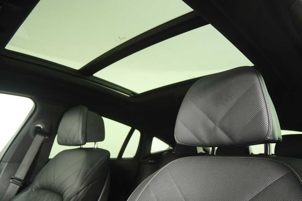 Thumbnail: 2025 BMW X6 - 12