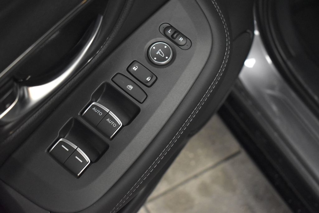 Thumbnail: 2026 Honda HR-V - 9