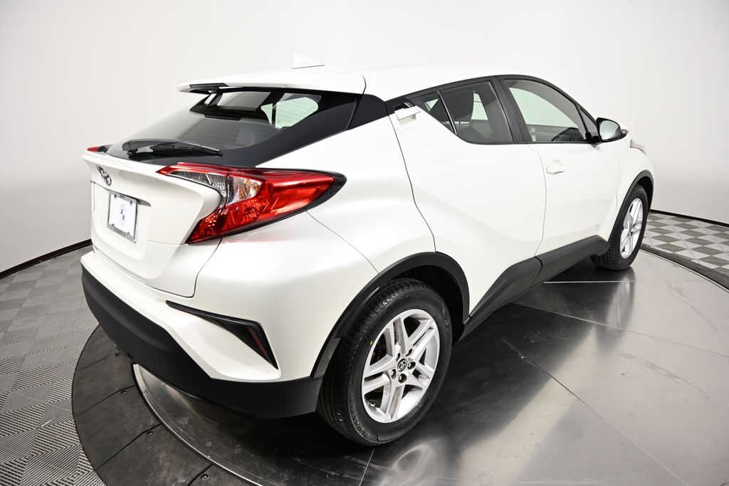 2021 Toyota C-HR LE 5