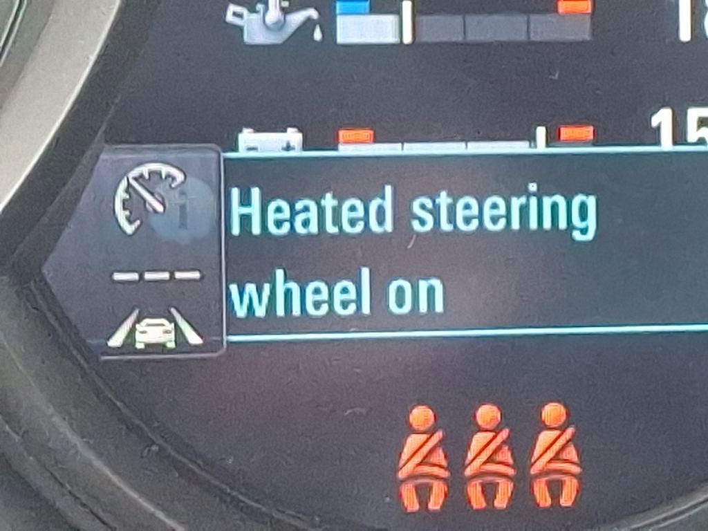 Thumbnail: 2025 Porsche Macan - 24