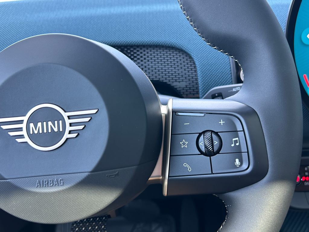 Thumbnail: 2027 MINI Cooper Countryman - 20