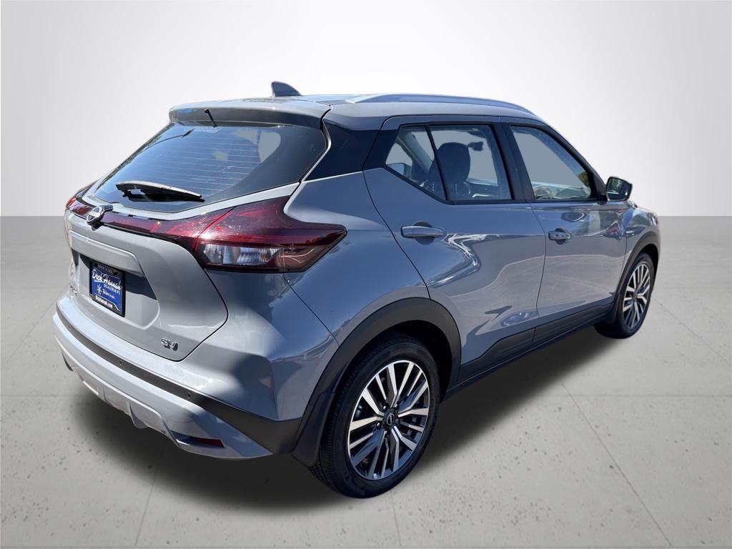 2024 Nissan Kicks SV