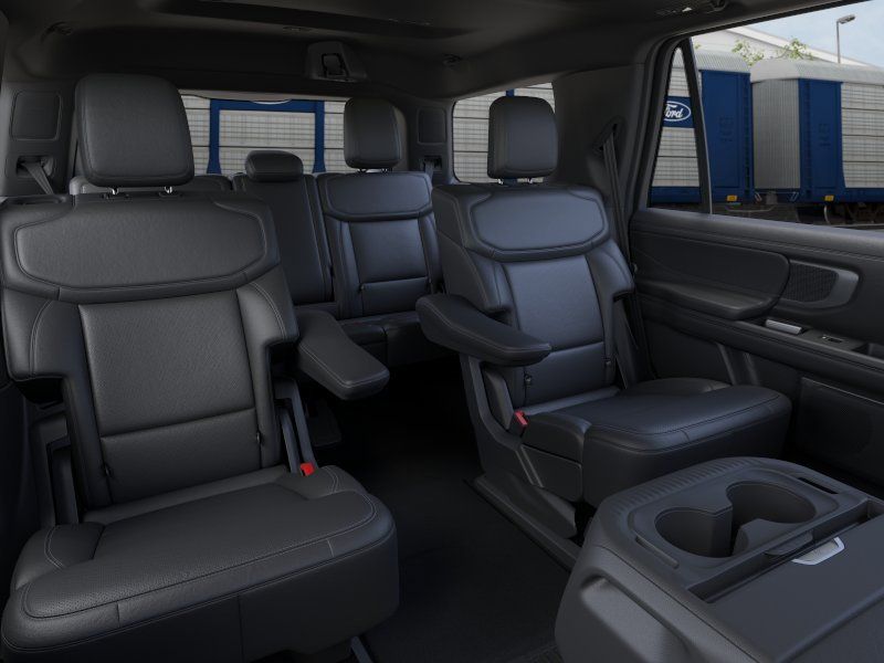 New 2026 White Ford Platinum image 12