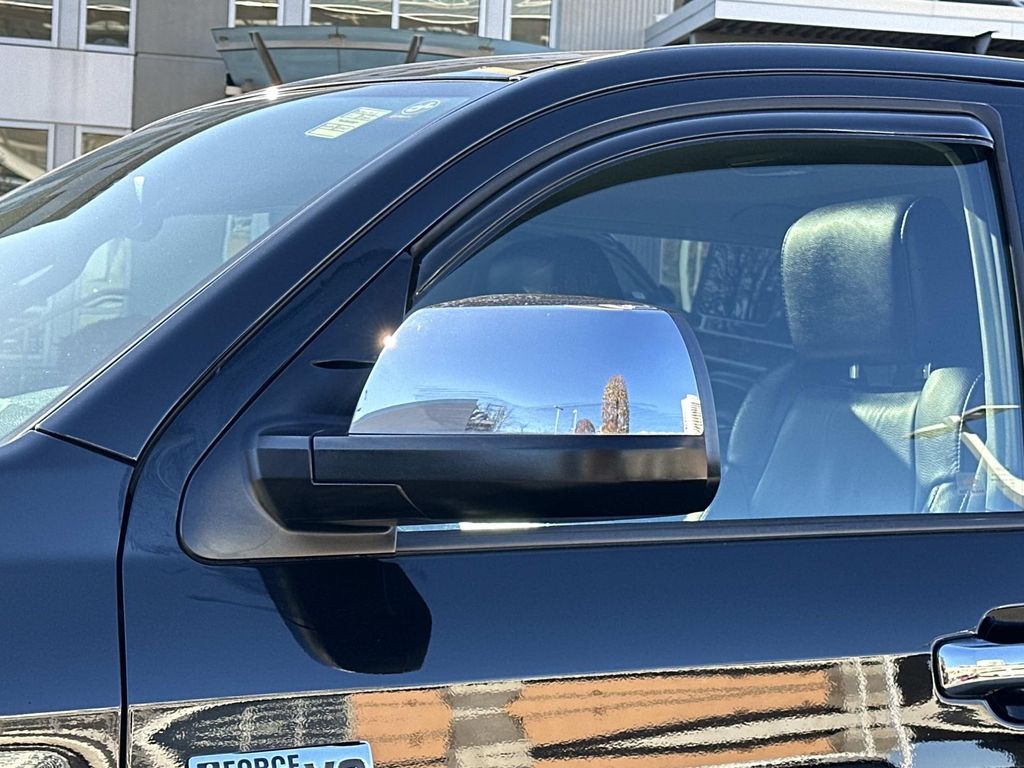 Thumbnail: 2019 Toyota Tundra - 13