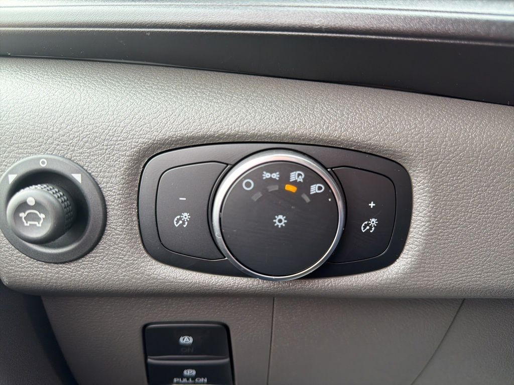 New 2026 White Ford Base image 14