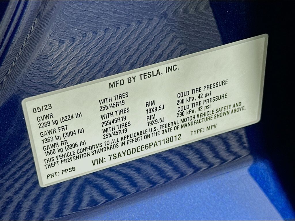 2023 Tesla Model Y Long Range 29