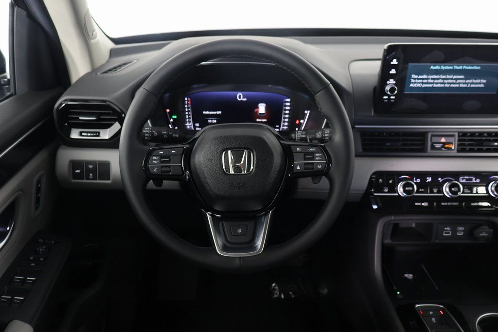 Thumbnail: 2025 Honda Pilot - 3