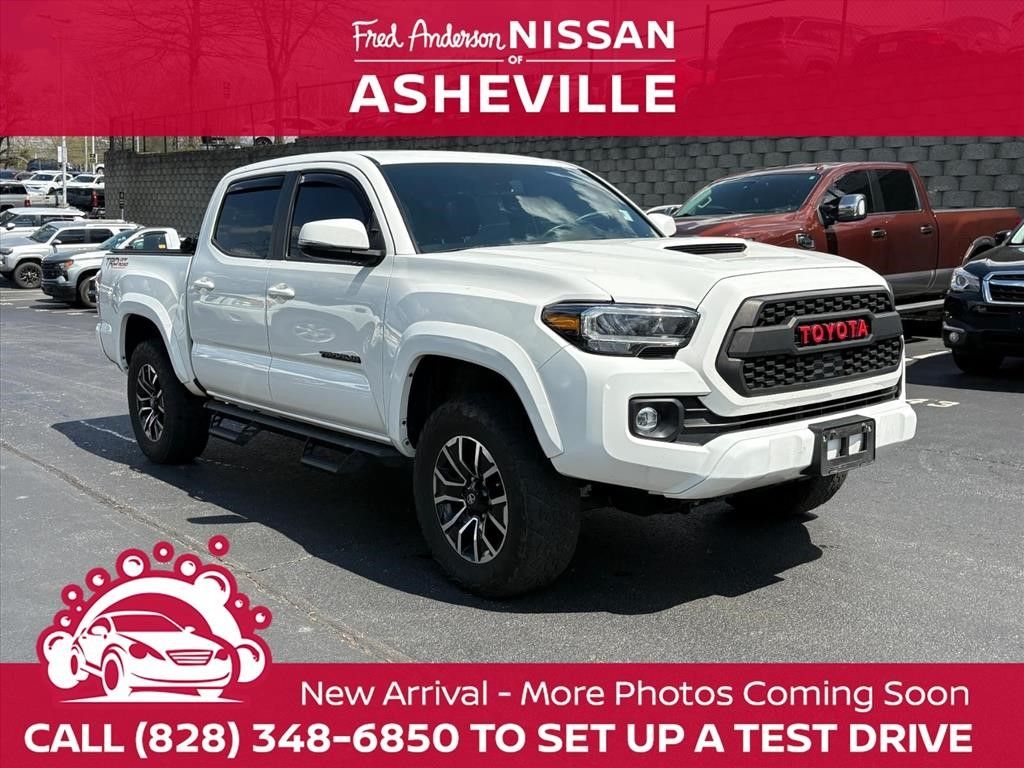 White 2022 Toyota Tacoma TRD Sport Double Cab 4WD Pickup Truck Four-Wheel Drive 6-Speed Automatic