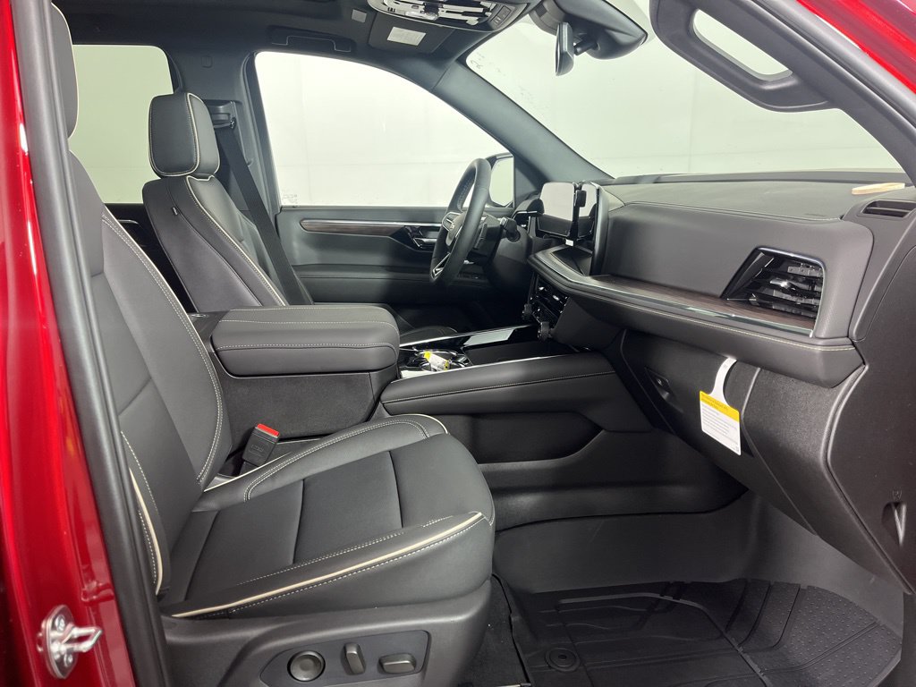 Thumbnail: 2026 Chevrolet Tahoe - 6