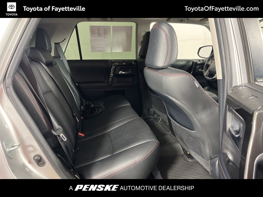 Thumbnail: 2021 Toyota 4Runner - 8