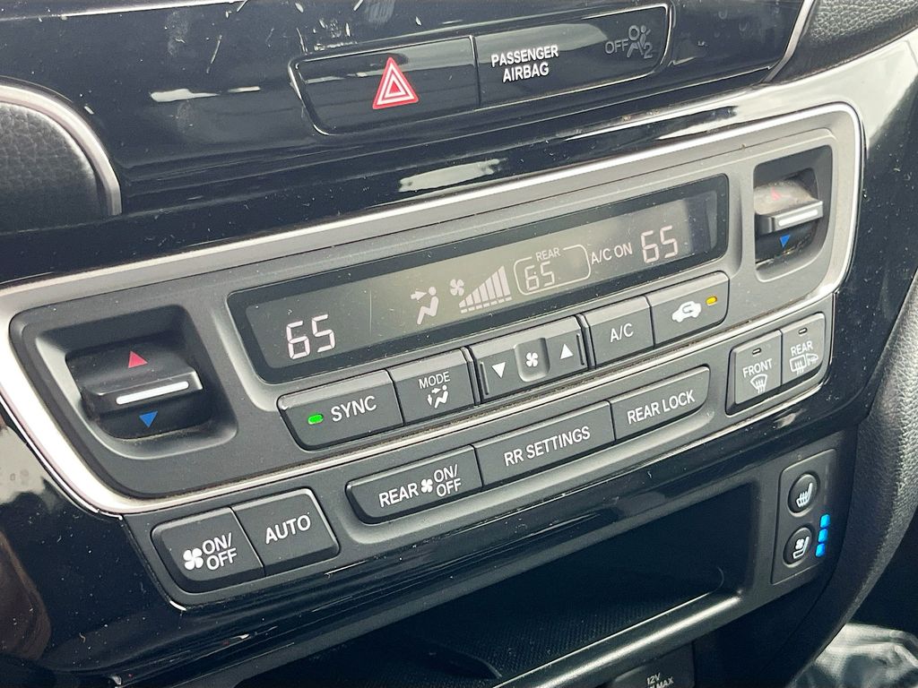 2024 Honda Passport Black Edition Gray at AutoSavvy Houston Southwest