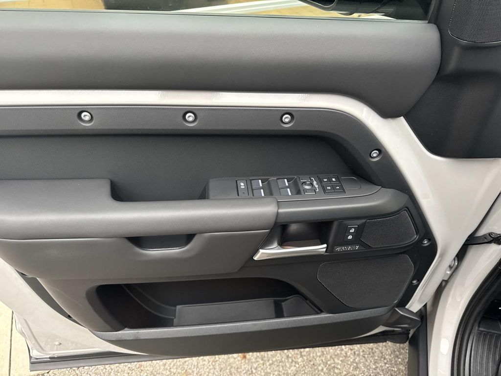 New 2026 Gray Land Rover X-Dynamic SE image 19