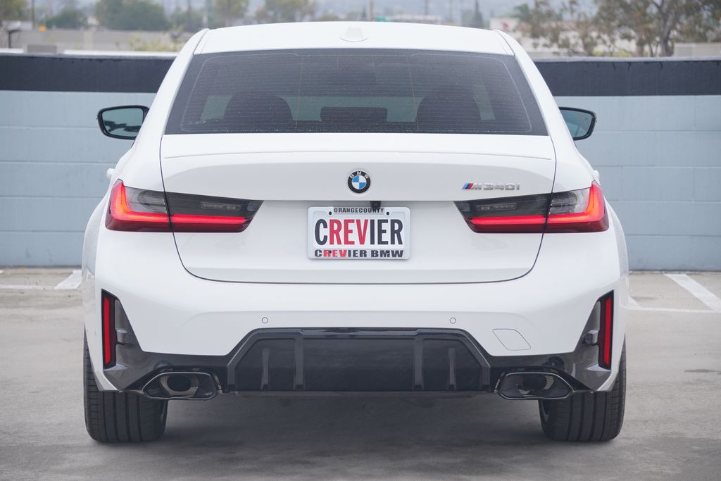 Thumbnail: 2026 BMW 3 Series - 6