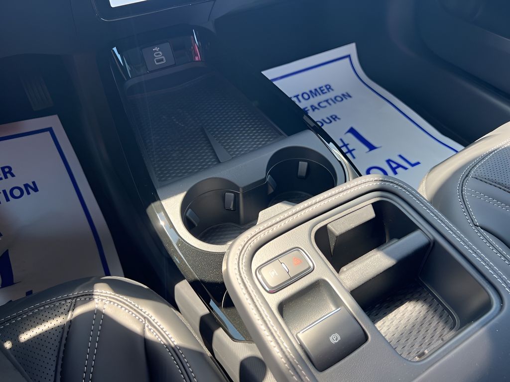 2025 Ford Mustang Mach-E