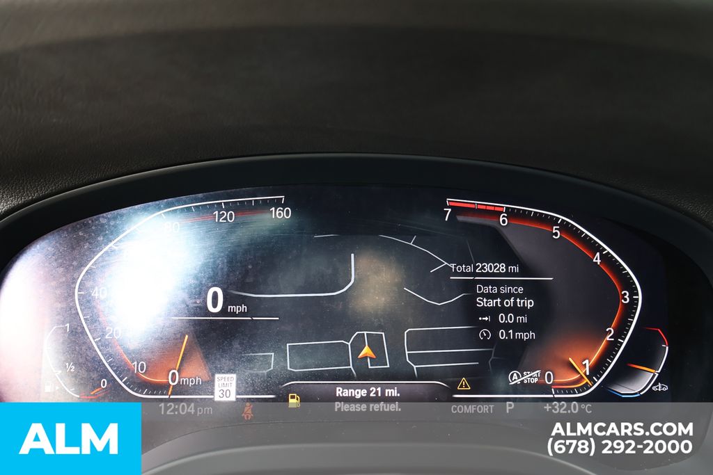Used 2025 Black BMW xDrive30i image 39