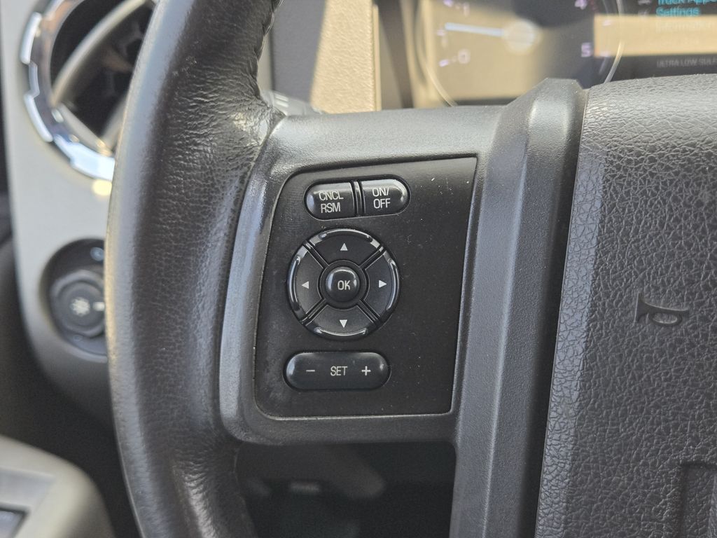 2014 Ford F-250SD Lariat Black at Bravo Nissan