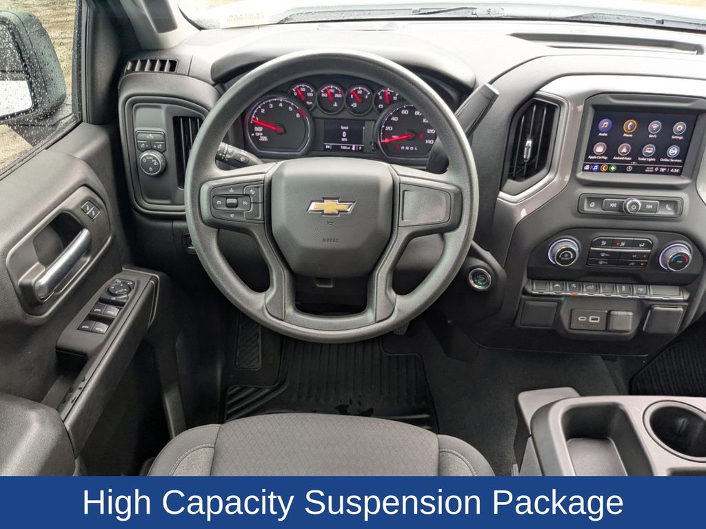 2025 Chevrolet Silverado 1500 2WD Double Cab Standard Bed Custom