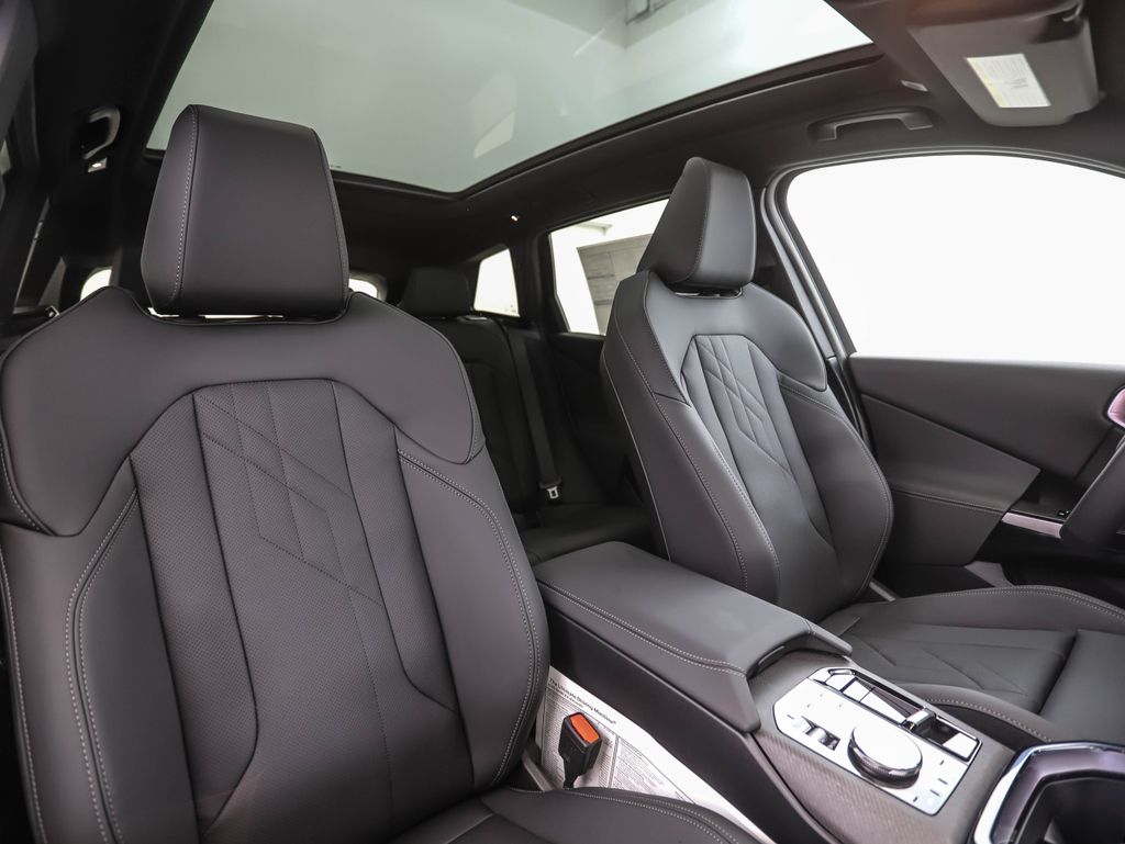 Thumbnail: 2026 BMW X3 - 32