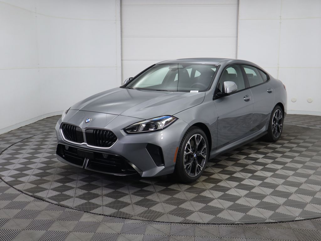 Thumbnail: 2026 BMW 2 Series - 1