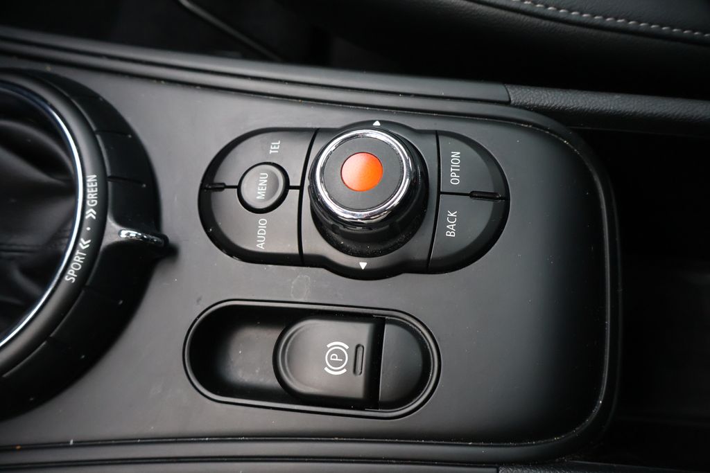 Thumbnail: 2017 MINI Cooper Countryman - 26