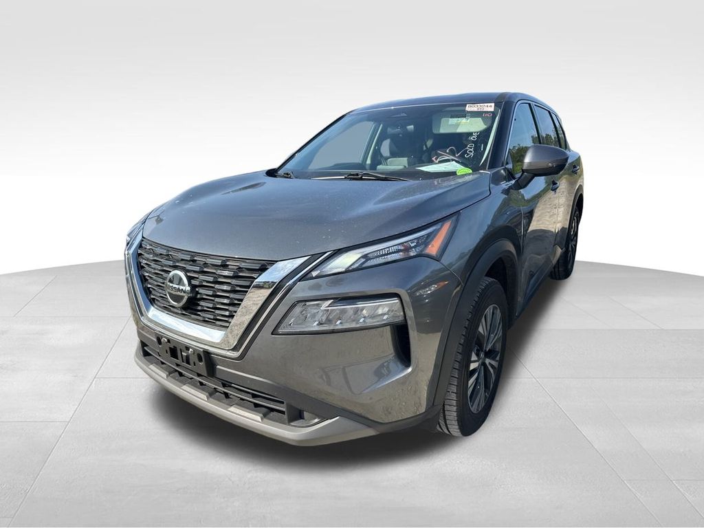 2021 Gun Metallic Nissan Rogue SV AWD SUV