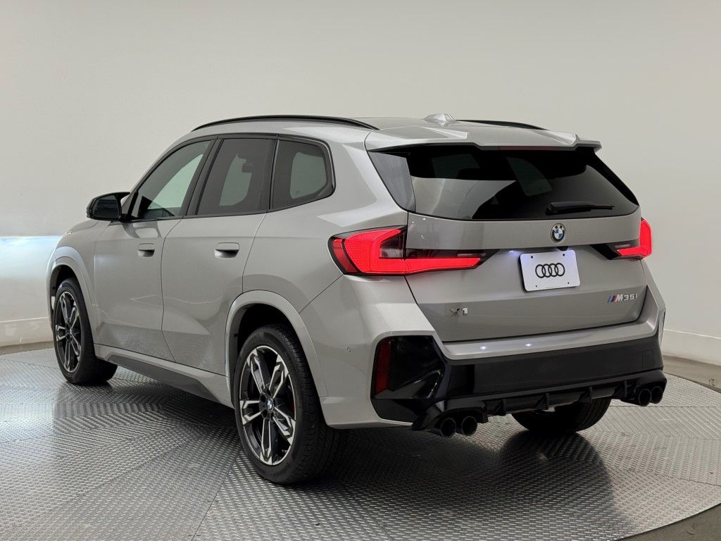Thumbnail: 2024 BMW X1 - 14