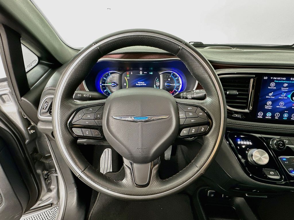 Thumbnail: 2020 Chrysler Pacifica - 11