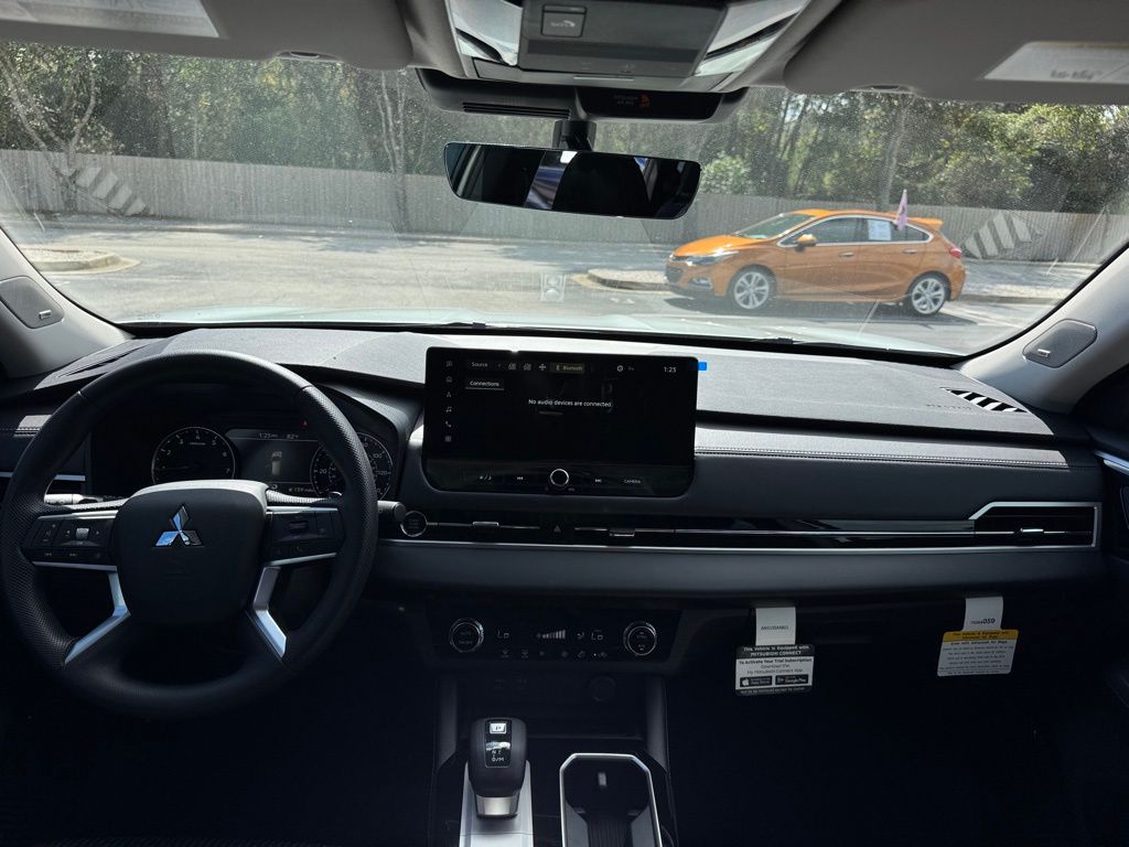 New 2025 Mitsubishi Outlander SUV