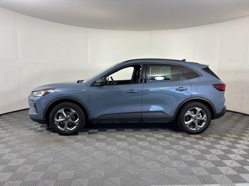 Thumbnail: 2025 Ford Escape - 2
