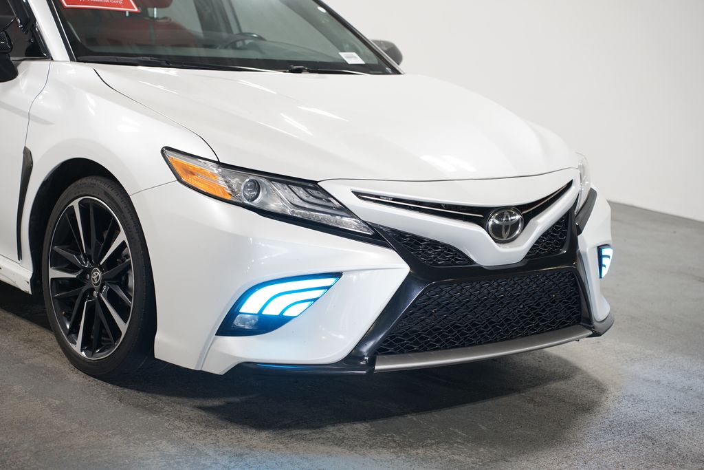 Thumbnail: 2020 Toyota Camry - 4