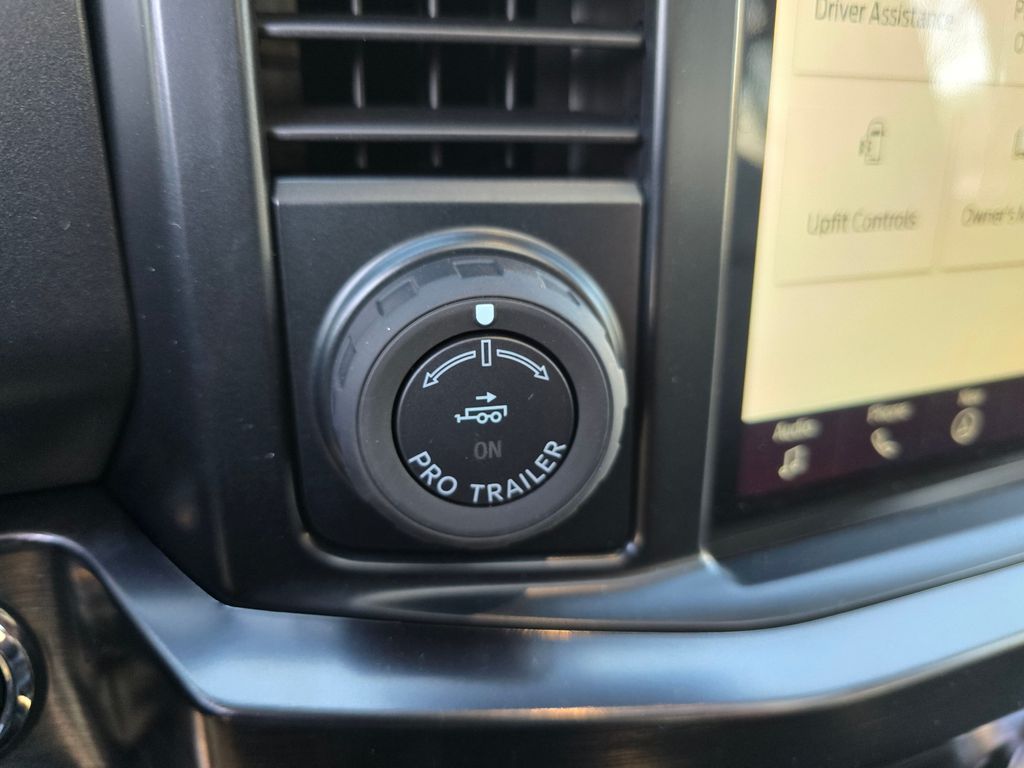 New 2026 Gray Ford Lariat image 29