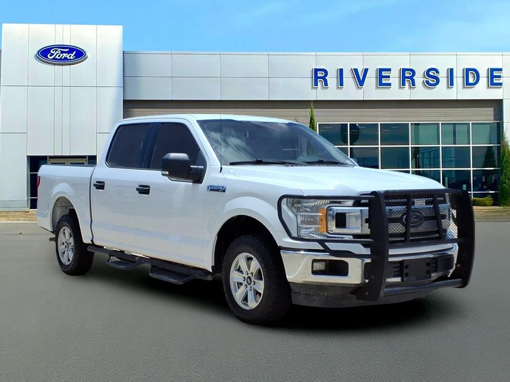 Oxford White 2018 Ford F-150 XLT SuperCrew 4WD Pickup Truck Four-Wheel Drive 6-Speed Automatic
