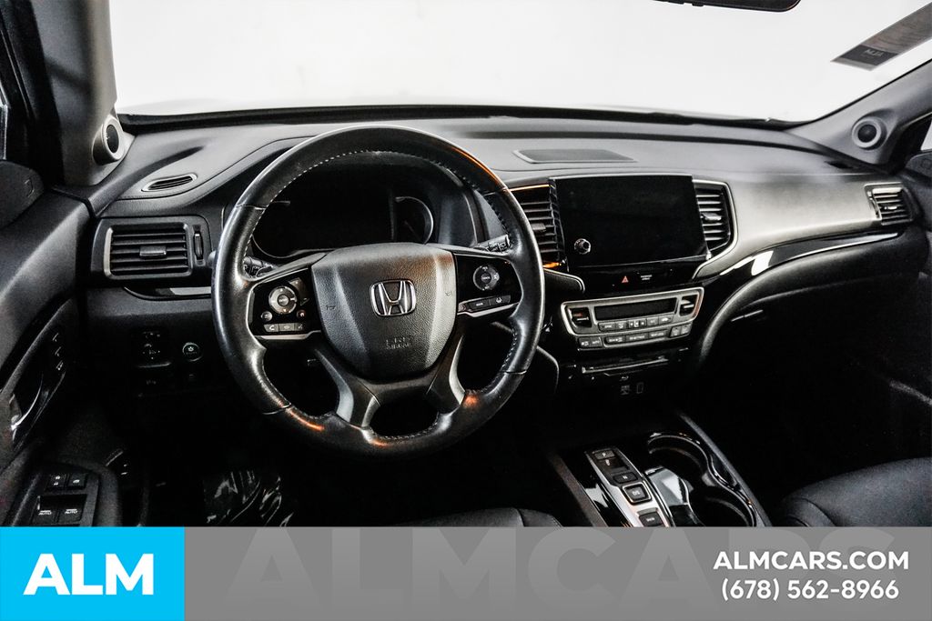 Used 2021 Black Honda Touring image 19