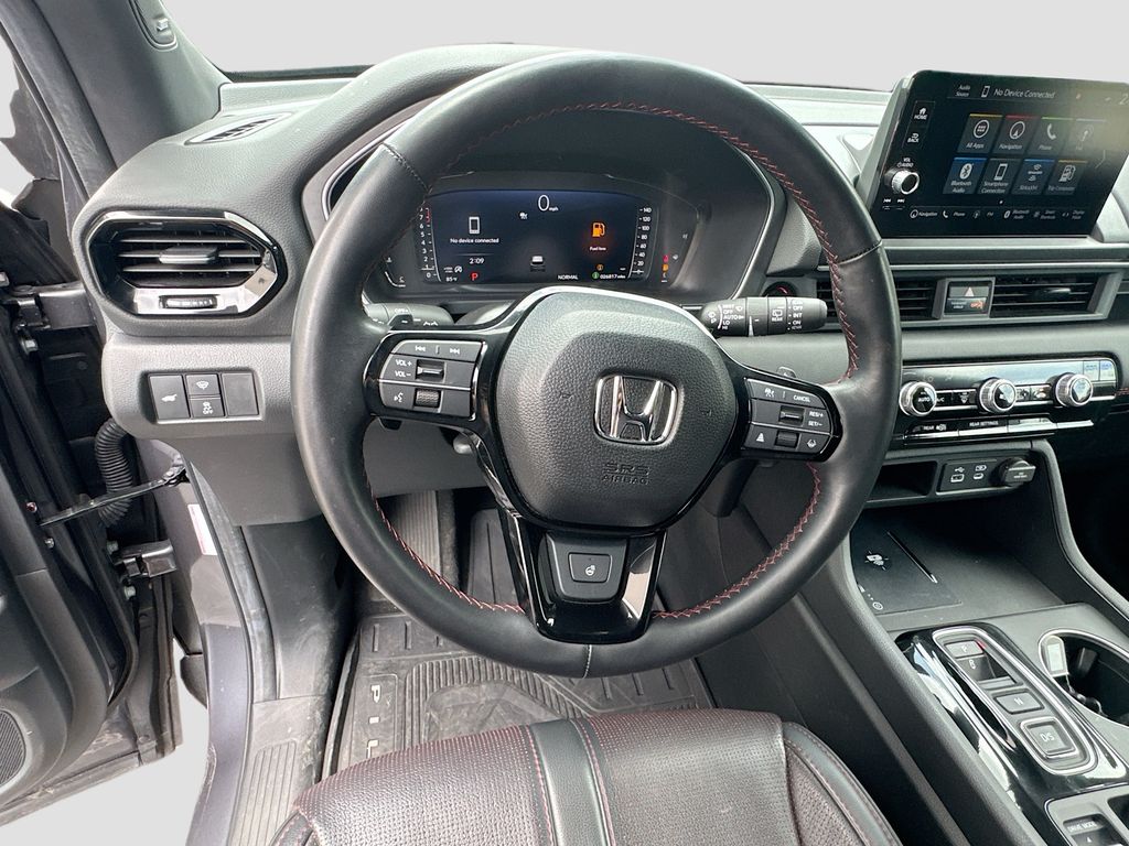 Used 2025 Gray Honda Black Edition image 11