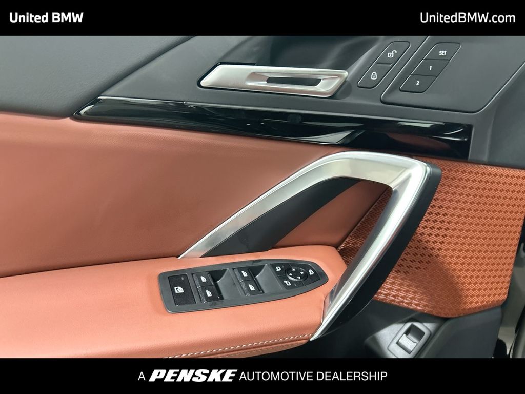 Thumbnail: 2026 BMW X1 - 11