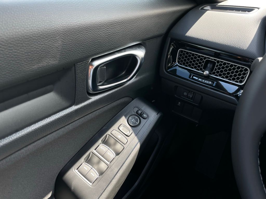 Thumbnail: 2026 Honda Civic - 22