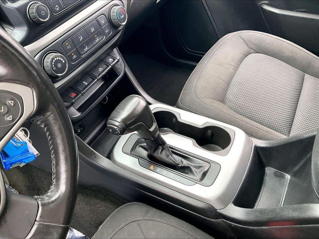 2019 Chevrolet Colorado — photo 19