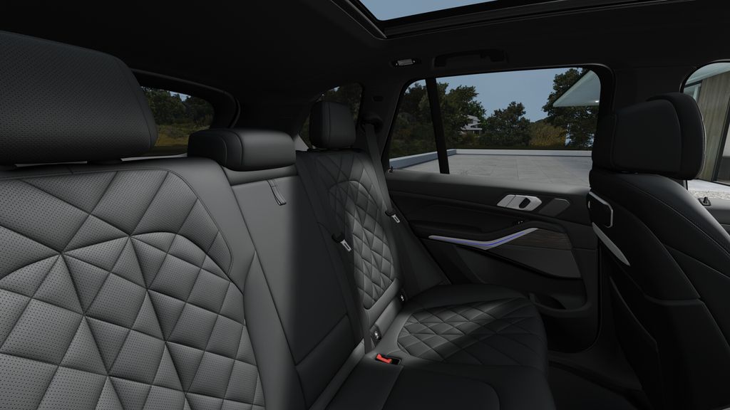 Thumbnail: 2026 BMW X5 - 12