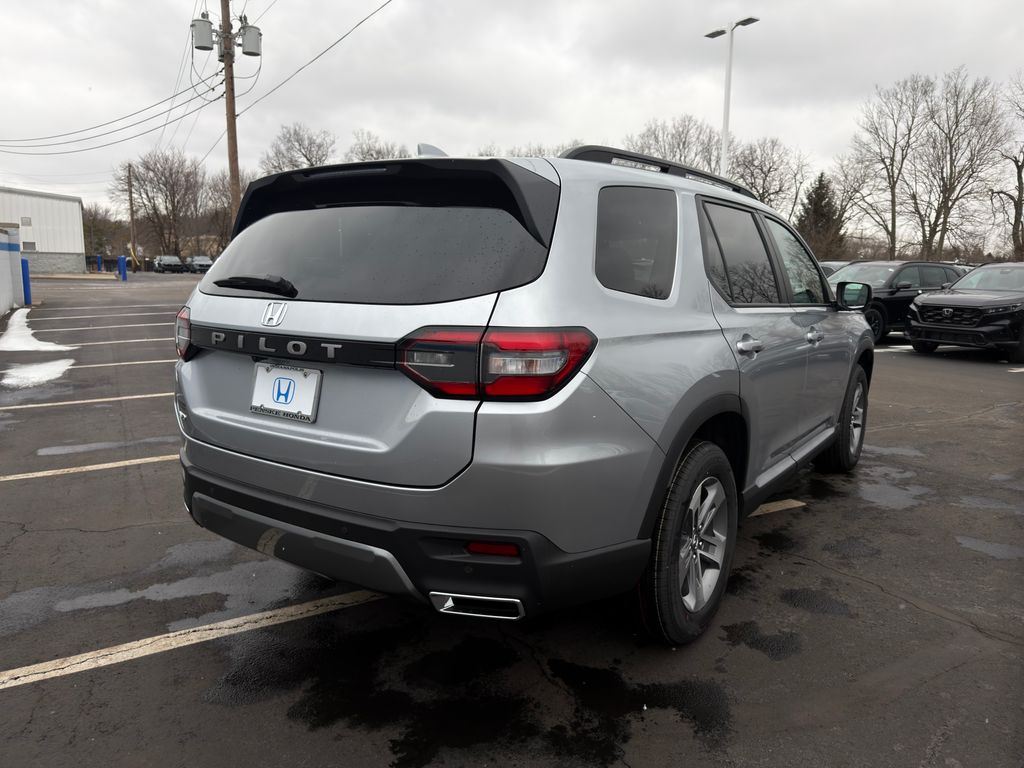 Thumbnail: 2026 Honda Pilot - 5