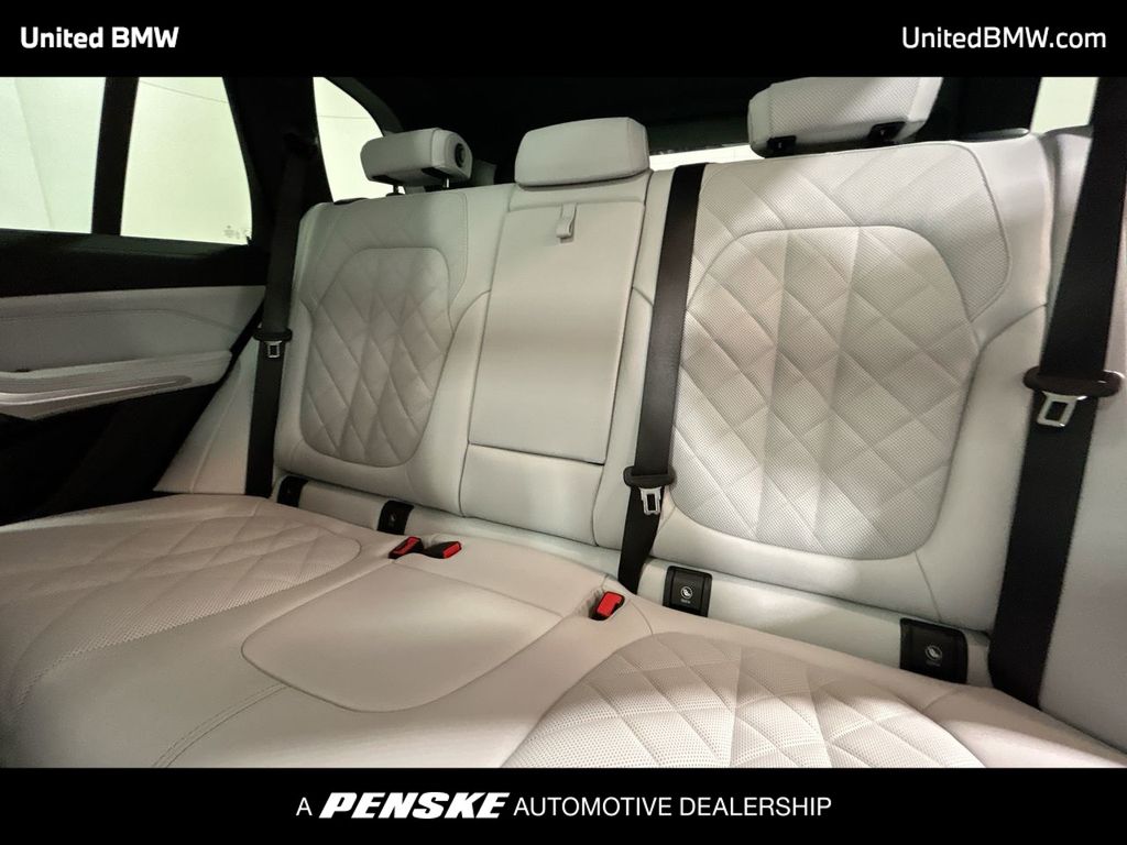 2026 BMW X5 xDrive40i 21