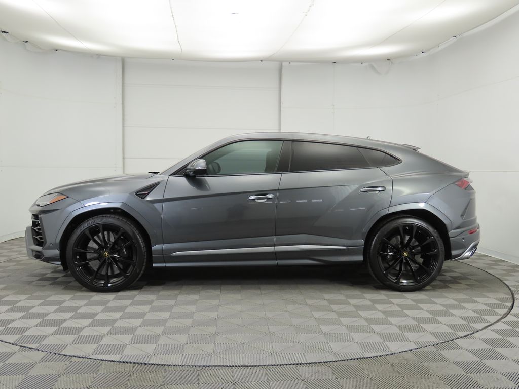 2019 Lamborghini Urus S 8