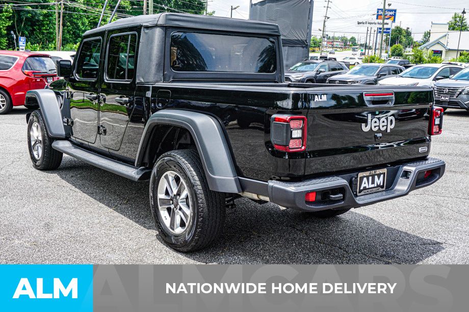 Used 2022 Black Jeep Overland image 5