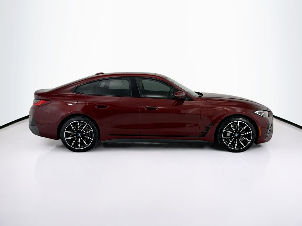 Thumbnail: 2023 BMW i4 - 4