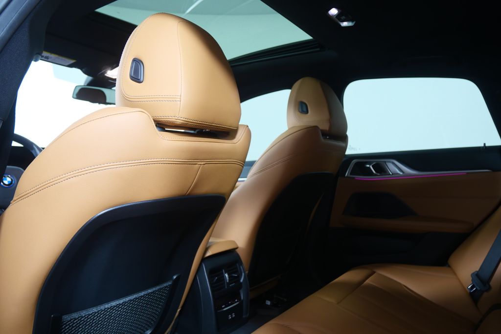 Thumbnail: 2023 BMW i4 - 17