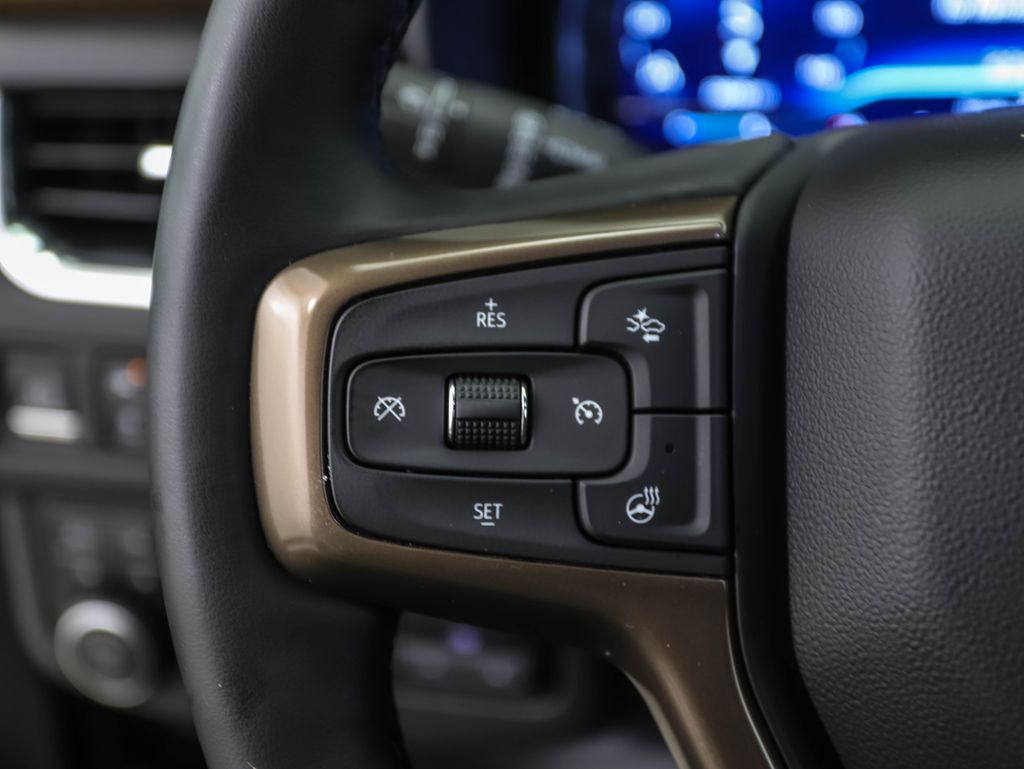 Thumbnail: 2024 Chevrolet Tahoe - 12