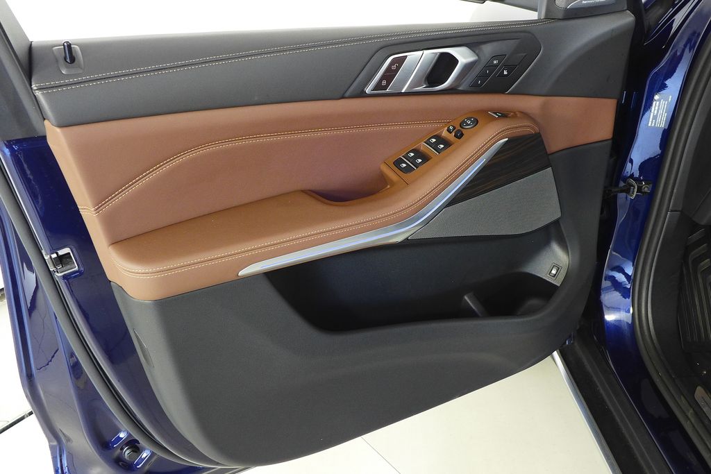 Thumbnail: 2024 BMW X5 - 11