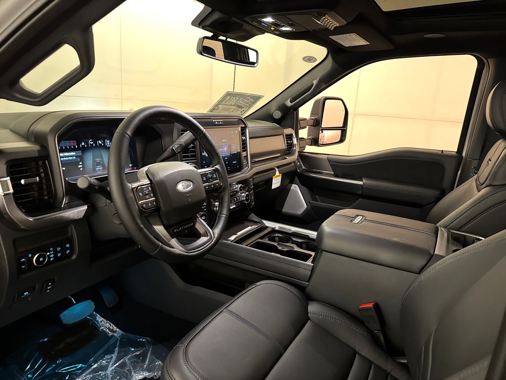 New 2026 White Ford Platinum image 40