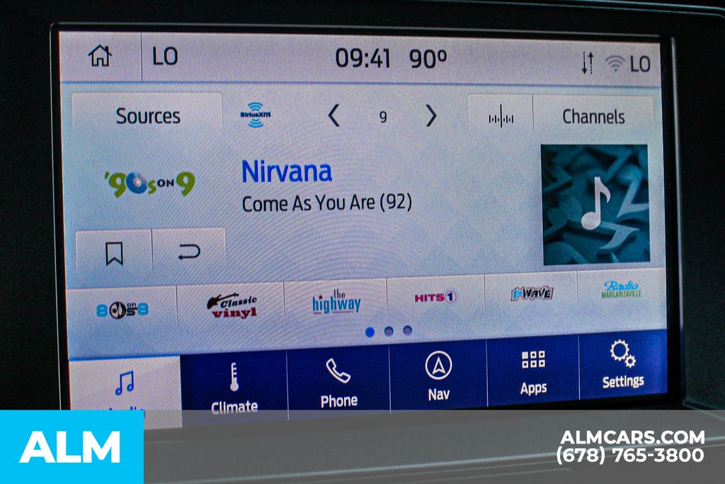 Used 2020 Black Ford XLT image 37