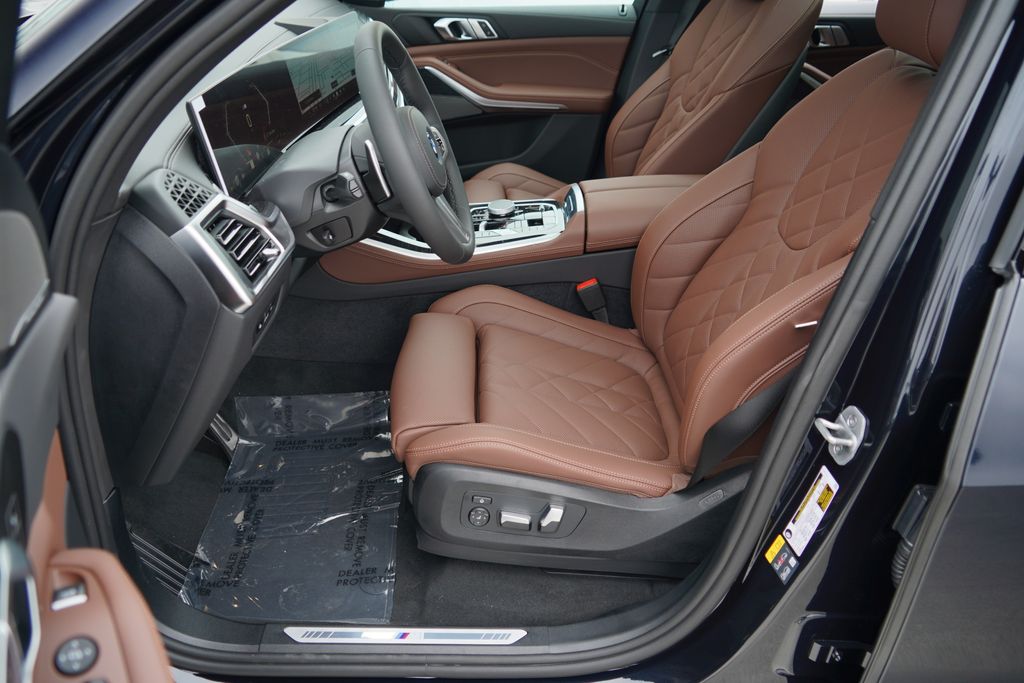 Thumbnail: 2026 BMW X5 - 10